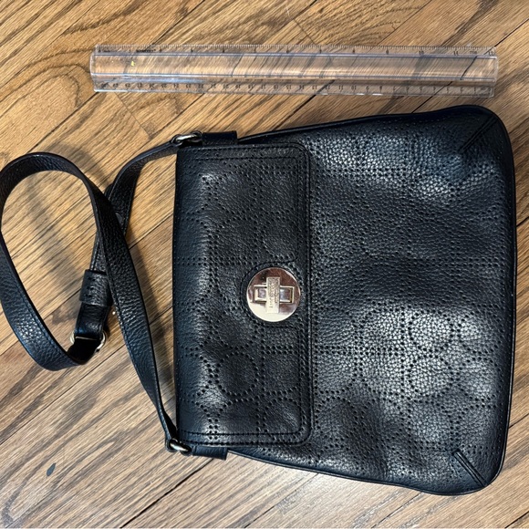 Kate Spade Black Hobo Embossed Shoulder Bag with Kate Spade Pink Drawstring Bag - Picture 6 of 12